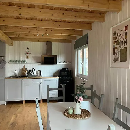 Mazurska Zagroda Letniskowe Apartment *